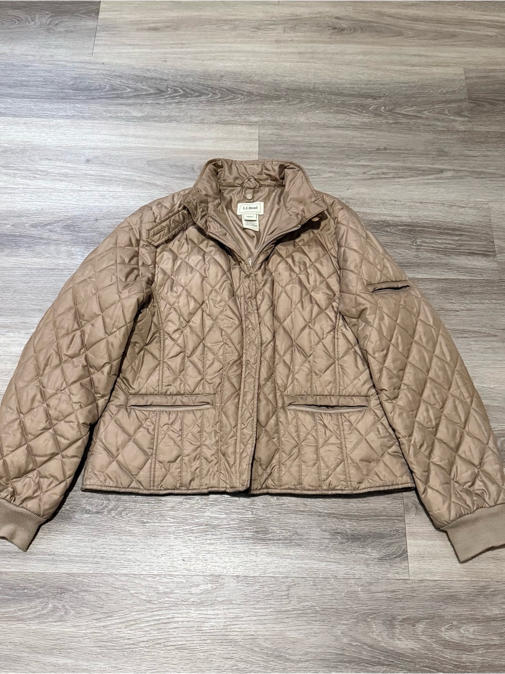 L.L. Bean Men's Quilted Puffer Jacket in Taupe